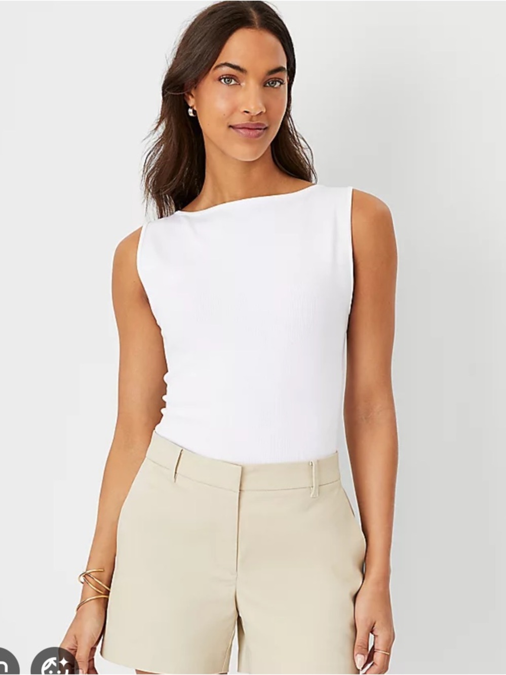Ann Taylor Cream Women's Pocket Bermuda Shorts